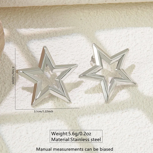 Aretes plateados de estrella